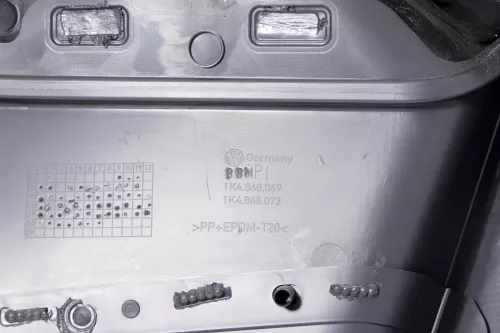 1x Golf 5 Limousine Türverkleidung Verkleidung Tür hinten links 4/5-Türer schwar (174643)