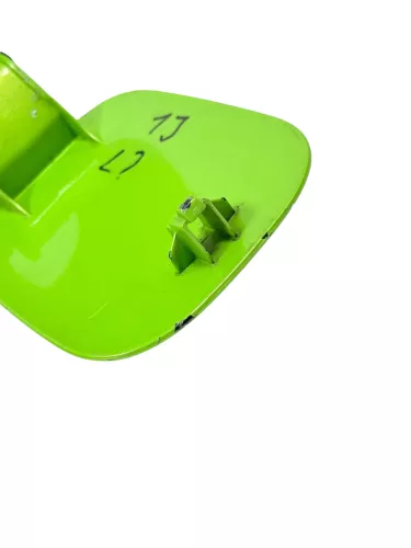 VW Golf 4 Variant Kombi Tankdeckel Deckel Tank Tankverschluß grün hellgrün (174910)