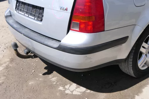 VW Golf 4 Kombi Avant Stoßstange hinten Heckstoßstange Stoßfänger silber LA7W (174982)