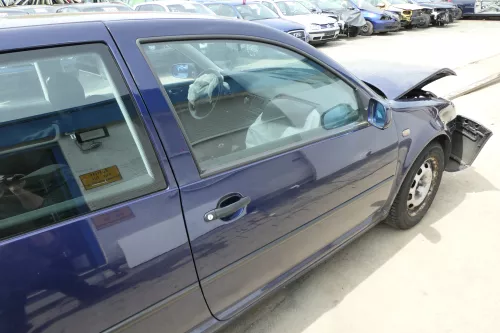 VW Golf 4 Tür vorne rechts Beifahrertür 2/3-Türer blau LB5N ohneAnbauteile (175013)