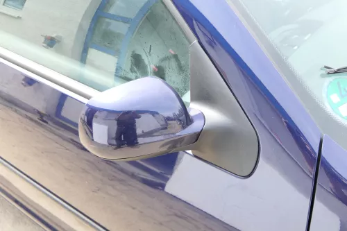 VW Golf 4 Bora elektrischer Spiegel vorne rechts Außenspiegel blau LB5N Glas