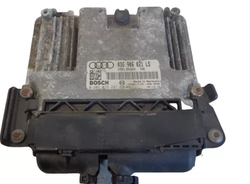 Audi A3 8P Steuergerät 1.9 TDI 77kw 105PS BXE Motor 03G906021LS