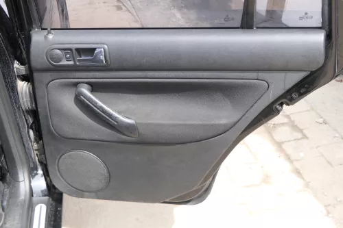 1x VW Golf 4 1J Kombi Türverkleidung Verkleidung Tür hinten rechts schwarz