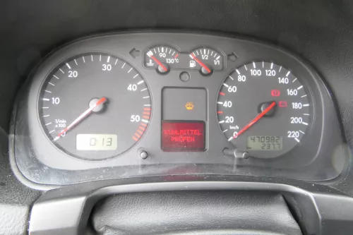 VW Golf 4 Tacho Tachometer Kombiinstrument 470.000km 1J0920826B TDI Diesel