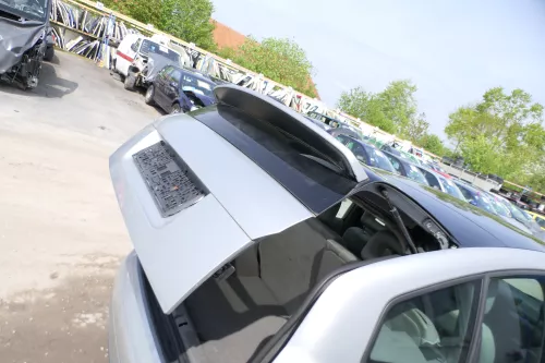 Audi A2 Heckklappe Klappe hinten Kofferraumklappe silber LY7W mit Scheibe (175265)
