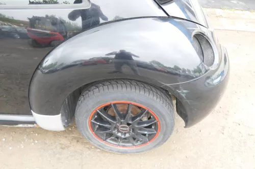 VW New Beetle 9C Kotflügel hinten links schwarz L041 1C0821301F
