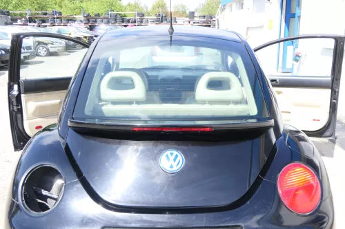 VW New Beetle 1C 9C Heckklappe mit Scheibe Klappe hinten schwarz L041 (ohneSchlo