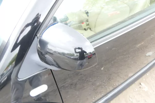 VW New Beetle elektrischer Spiegel Außenspiegel links schwarz L041