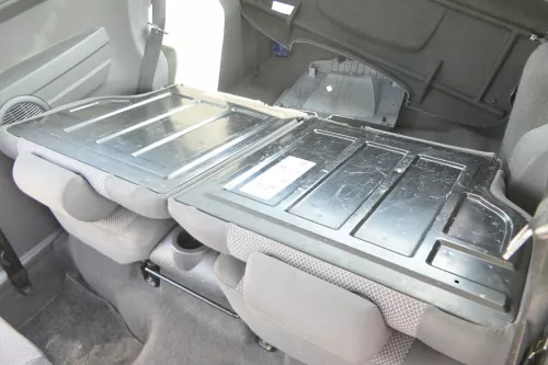 VW Fox Rückbank für Kopfstützen Kopfstütze Rücksitzbank getrennt teilbar geteilt (175510)