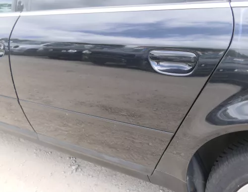 Audi A6 4B C5 Tür Türblatt hinten links nur Türblatt schwarz LN4J (175624)