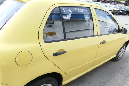 Skoda Fabia 6Y Limousine Schrägheck Tür hinten rechts gelb LF1R (175772)