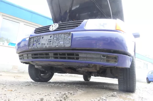 VW Polo 6N Stoßstange vorne 2-geteilte Frontstoßstange blau LD5D Stoßfänger (175884)