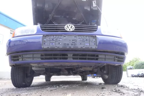 VW Polo 6N Stoßstange vorne 2-geteilte Frontstoßstange blau LD5D Stoßfänger (175884)