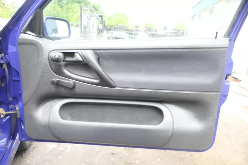 4x Polo 6N Türverkleidung Verkleidung Tür vorne links recht 2/3-Türer off-black (175886)