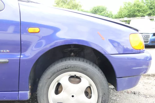 VW Polo 6N 6N1 Kotflügel vorne rechts LD5D blau lila
