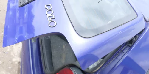 VW Polo 6N Heckklappe Klappe hinten Kofferraumklappe mit Scheibe blau LD5D (175893)