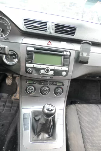 Passat 3C Mittelkonsole Verkleidung Klappe Abdeckung Dekor alu/dark rhodium