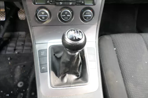 VW Passat 3C 5-Gang Schaltknauf Schaltsack Schaltung Schaltknüppel original Sch