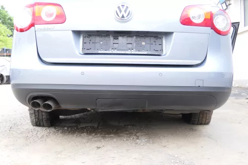 Passat 3C Kombi Stoßstange hinten Heckstoßstange Stoßfänger blau LC7Z PDC