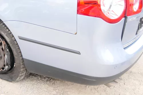 Passat 3C Kombi Stoßstange hinten Heckstoßstange Stoßfänger blau LC7Z PDC (175936)