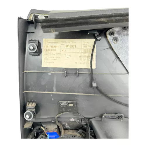 VW Passat 3C Variant 1x Türverkleidung Verkleidung Tür vorne links schwarz (175961)