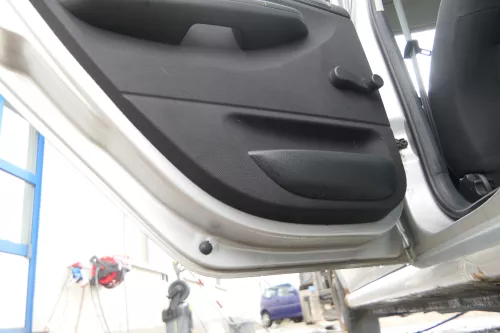 1 x Fabia 6Y Kombi Türverkleidung Verkleidung Tür hinten links schwarz anthrazit (176028)