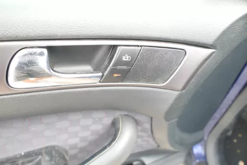 4x A6 4B Türverkleidung Verkleidung Tür vorne hinte links rechts (176056)