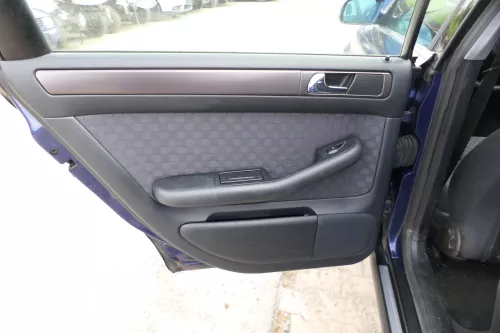 4x A6 4B Türverkleidung Verkleidung Tür vorne hinte links rechts (176056)