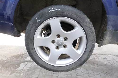 1x Audi A6 4B Quattro Felge Alufelge 8D0601025C 7jx16H2 ET45 Ronal 205/55    2