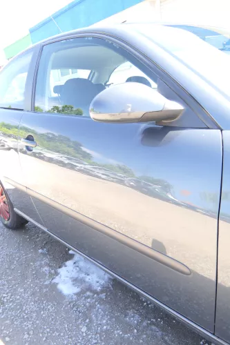 Seat Ibiza 6L Tür Fahrertür 2/3-Türer vorne rechts grau LS7Z ohne Anbautei (176099)