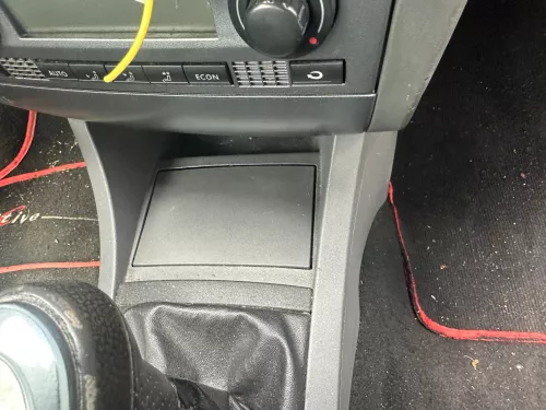 Seat Ibiza 6L Aschenbecher Zigarettenanzünder vorne grau silber