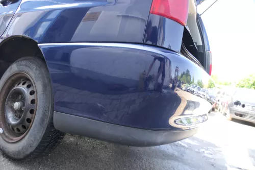 Cordoba VArio 6K Variant Stoßstange hinten Heckstoßstange blau LA5E (176146)