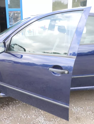 Fabia 6Y Kombi + Limousine Tür vorne links Fahrertür blau LF5U ohneAnbauteile (176173)