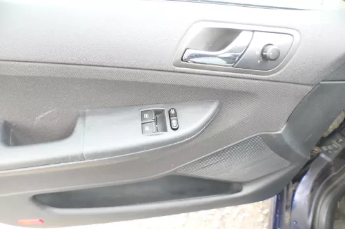 1x Fabia 6Y Kombi Türverkleidung Verkleidung Tür vorne links schwarz anthrazit (176179)