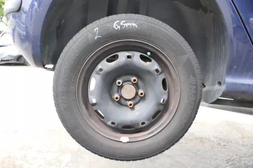 4x VW Polo 9N Felgen Reifen 165/70 R14 81T Sommerreifen 5jx14H2 ET35 ca. 6mm (176197)