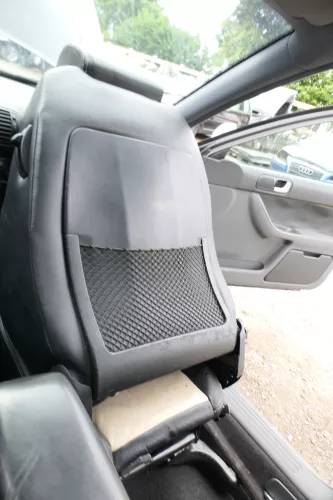 Q805 A3 8L Sitz Sitze vorne links + rechts +hinten Ledersitz Kopfstützen (176205)