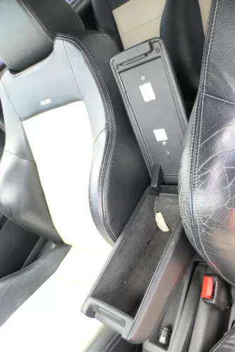 Audi A3 8L Mittelarmlehne Armlehne Lehne Mitte Original Leder bis ca.Bj.1999 (176212)