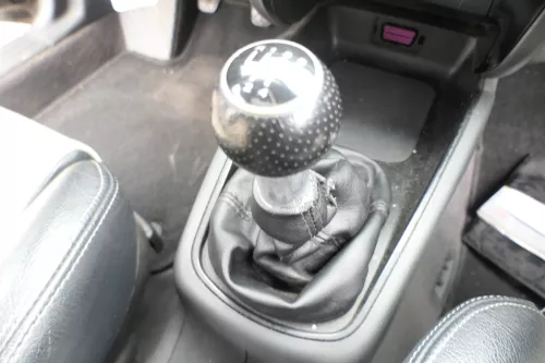 Audi A3 8L Schaltknauf Schaltsack Schaltung Schaltknüppel 5-Gang gelocht TDI 1,8