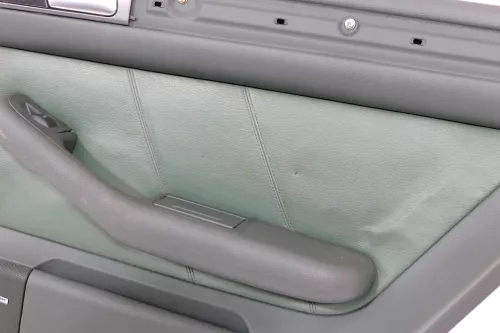1x Audi A6 4B Türverkleidung Verkleidung Tür hinten rechts Leder grün farngrün (176264)