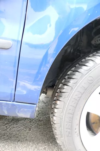 VW Fox 5Z Kotflügel vorne rechts blau LL5M (176369)