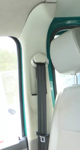 VW T5 B-Säulen Verkleidung oben rechts grau Abdeckung für Gurt DOKA
