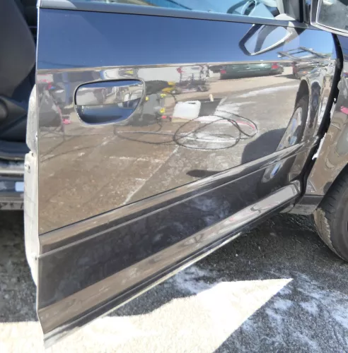 Audi A3 8P 2/3-Türer Tür vorne rechts Beifahrertür Türblatt grau braun LZ7L (176502)