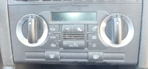 Audi A3 8P Steuergerät Klimaanlage Klimabedienteil 8P0820043AE Climatronic