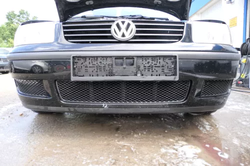 VW Polo 6N2 Stoßstange vorne Frontstoßstange Stoßfänger schwarz L041 + Grill