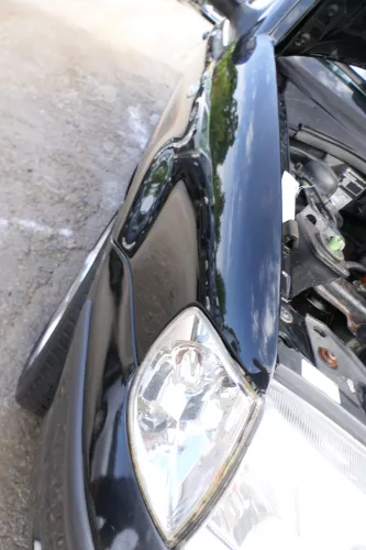 VW Polo 6N2 Kotflügel vorne rechts schwarz L041 (bis untern Schweller (176640)