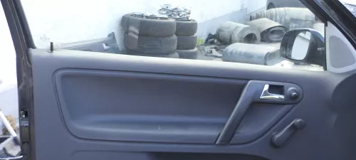 1x VW Polo 6N2 Türverkleidung Verkleidung Tür vorne links 2/3-Türer off-black (176644)