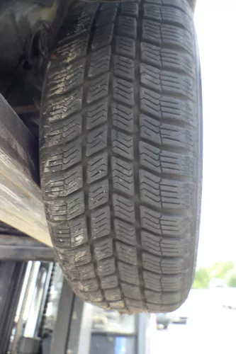 4x Polo 6R 9N Ibiza Felgen 185/60 R14 H Winterreifen M+S 6jx15 ET38 Reifen 5-6mm (176700)