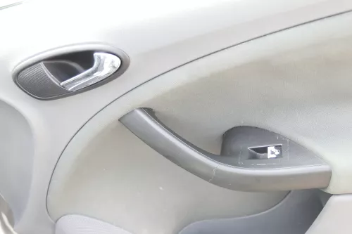 1x Altea 5P Türverkleidung Verkleidung Tür vorne rechts - grau graphitgrau quarz (176750)