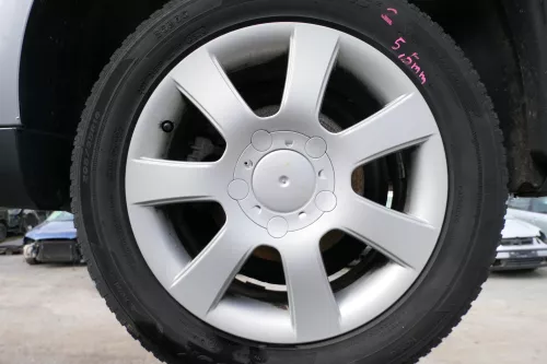 4x Seat Altea 5P Alufelgen 205/65R16 94H Winterreifen Reifen 2x 5mm  5P0601025B (176790)