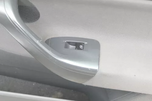 1x VW Golf 5 2/3-Türer Türverkleidung Verkleidung Tür vorne rechts (176904)